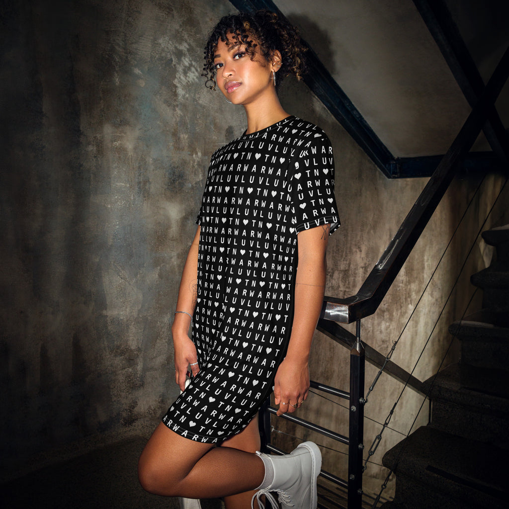 LUV NOT WAR – Black Heart Pattern | T-Shirt Dress (Black)