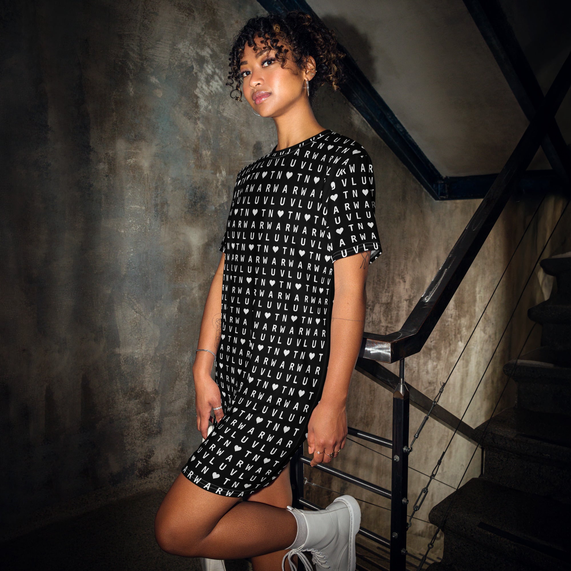 LUV NOT WAR – Black Heart Pattern | T-Shirt Dress (Black)