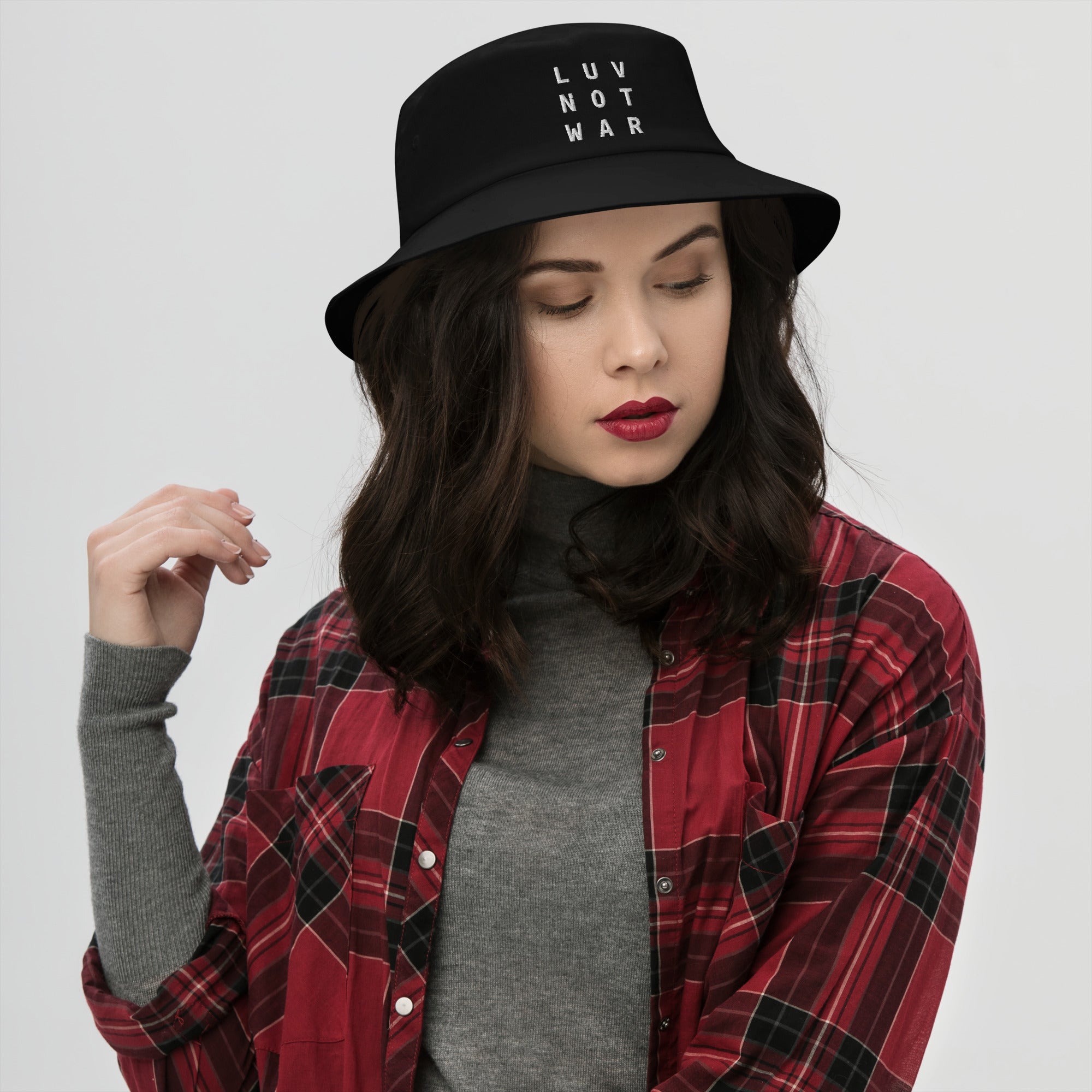 LUV NOT WAR - Bucket Hat