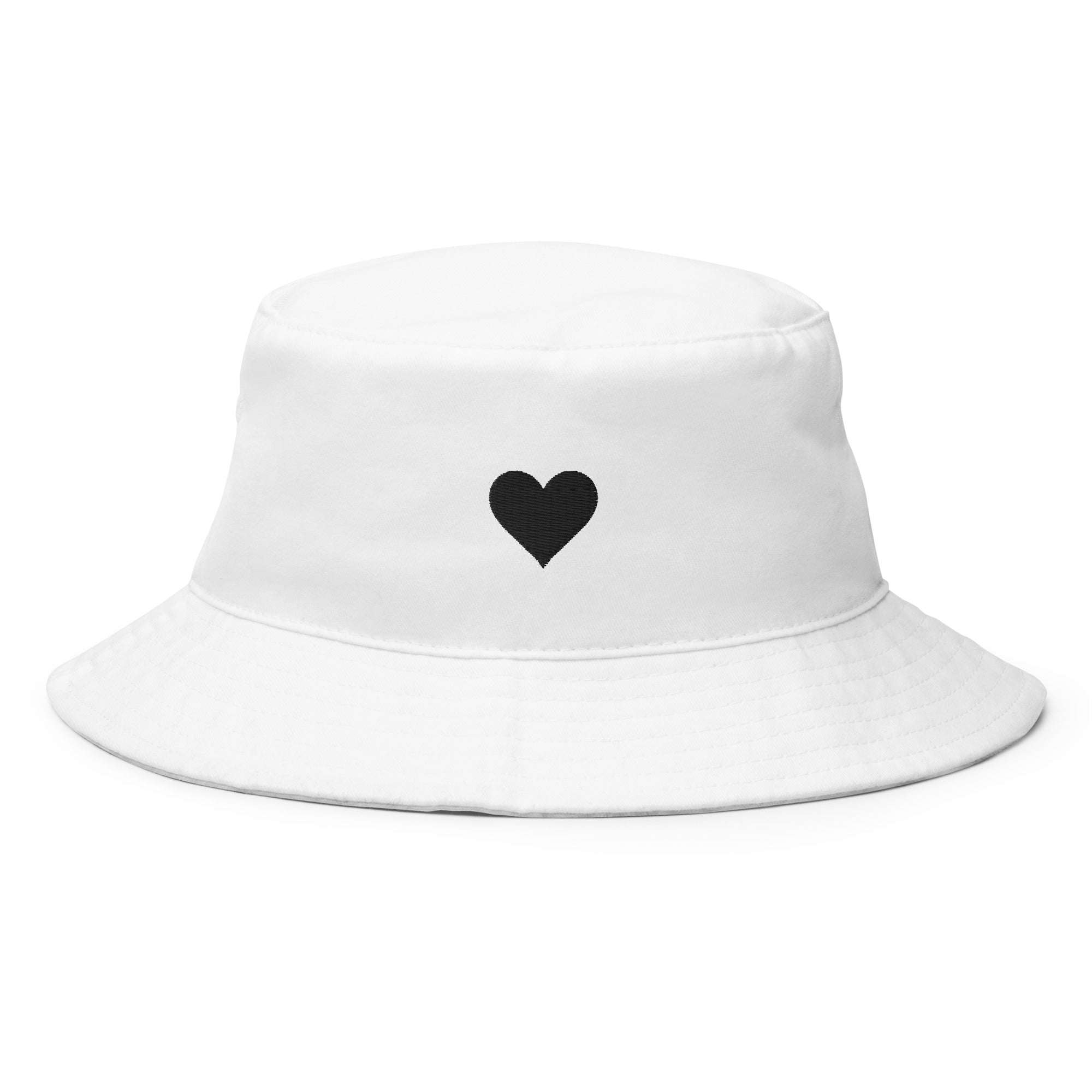 Black Heart – Bucket Hat