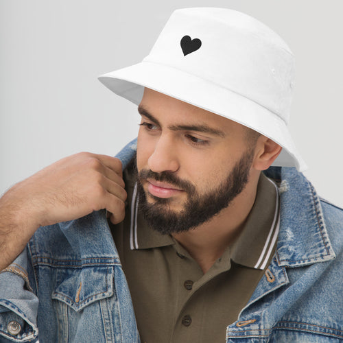 Black Heart – Bucket Hat